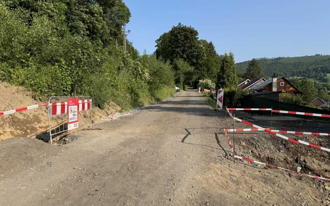 Vrbensko: Oprava místní komunikace pod Stavařem pokračuje podle plánu