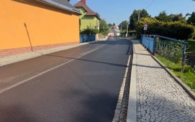 Rýmařov opravuje: Národní ulice má nový povrch, zítra se opět rozjede doprava