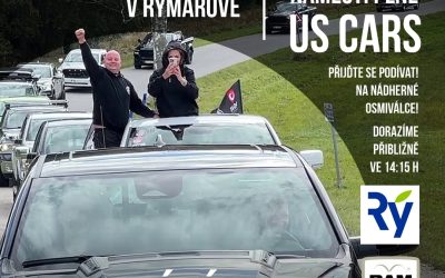RAM a Durango v ulicích Rýmařova: Show plná koní pod kapotou