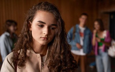 Absence kvůli menstruaci? Od roku 2026 už ne. Ministerstvo zavádí povinné vybavení školních toalet