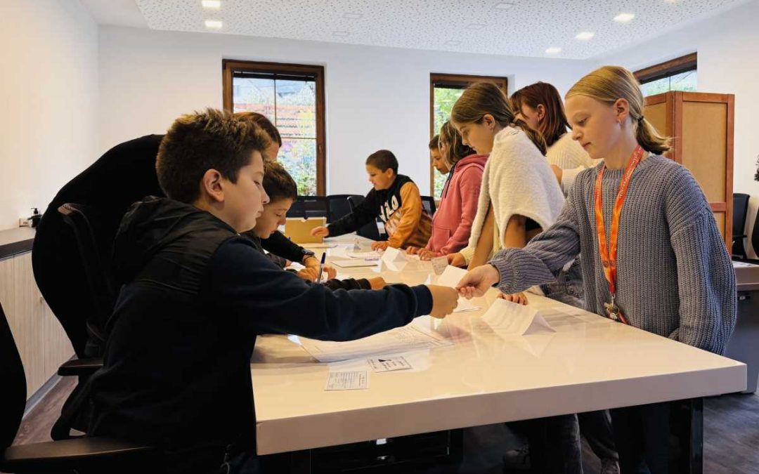 Vrbno pod Pradědem: Žáci si vyzkoušeli volby nanečisto