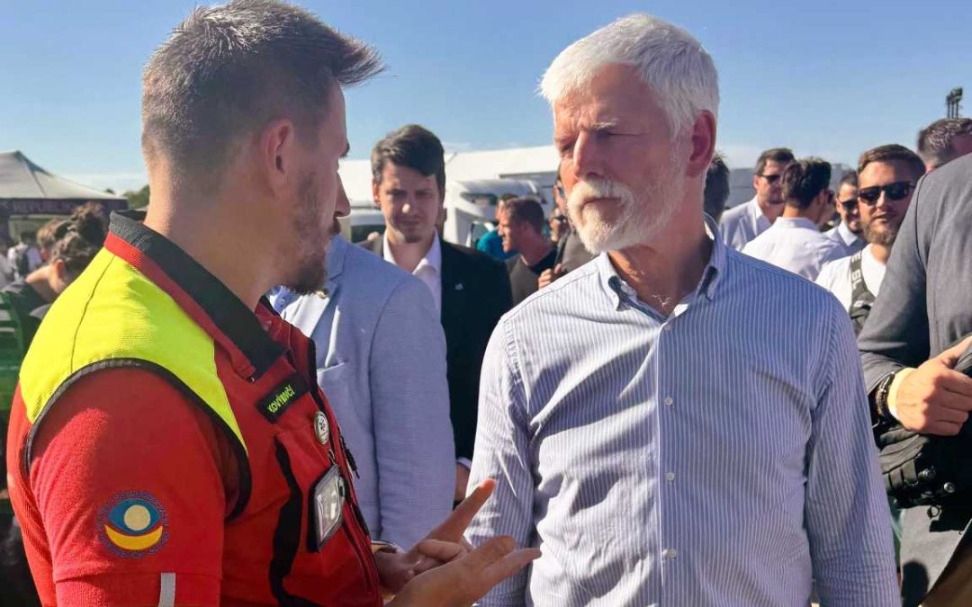 Záchranáři ZZS MSK na Dnech NATO: Pomoc, ukázky i ocenění za dlouholetou obětavost