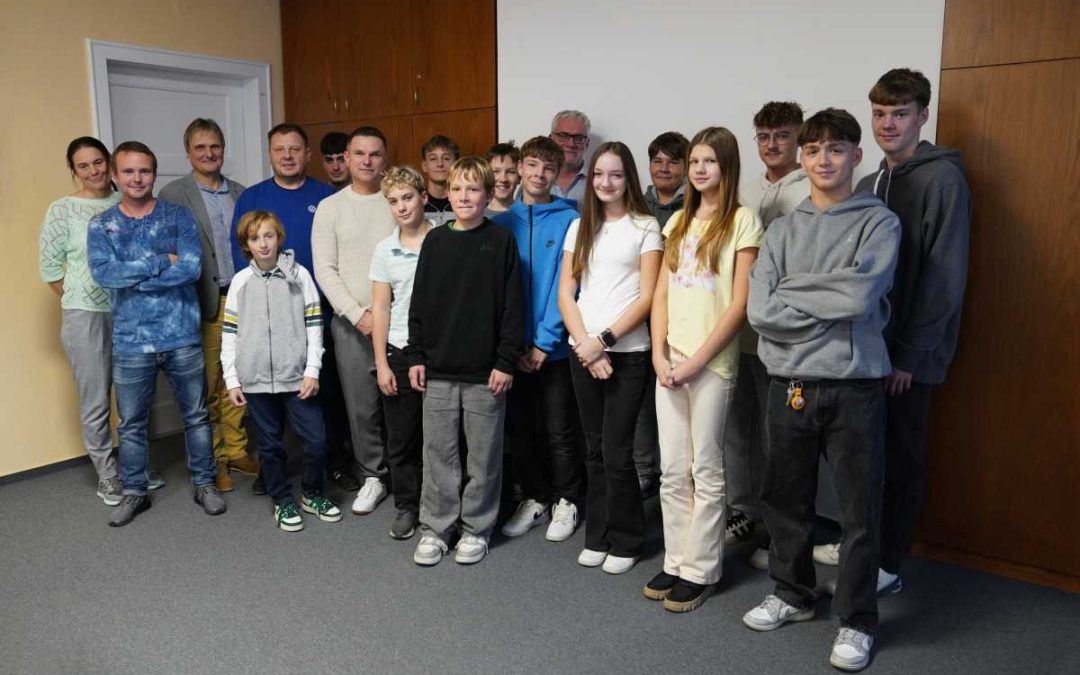 Tenisová radost v Bruntále: mladí sportovci debatovali s vedením města