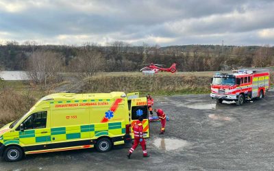 Na Bruntálsku zasahoval vrtulník: potápěč v lomu Šífr ztratil vědomí