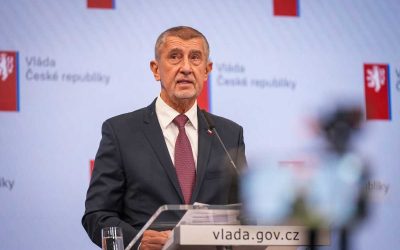 Vláda Andreje Babiše rozhodla o snížení počtu státních úředníků a podpořila návrh na rozšíření pravomocí Nejvyššího kontrolního úřadu