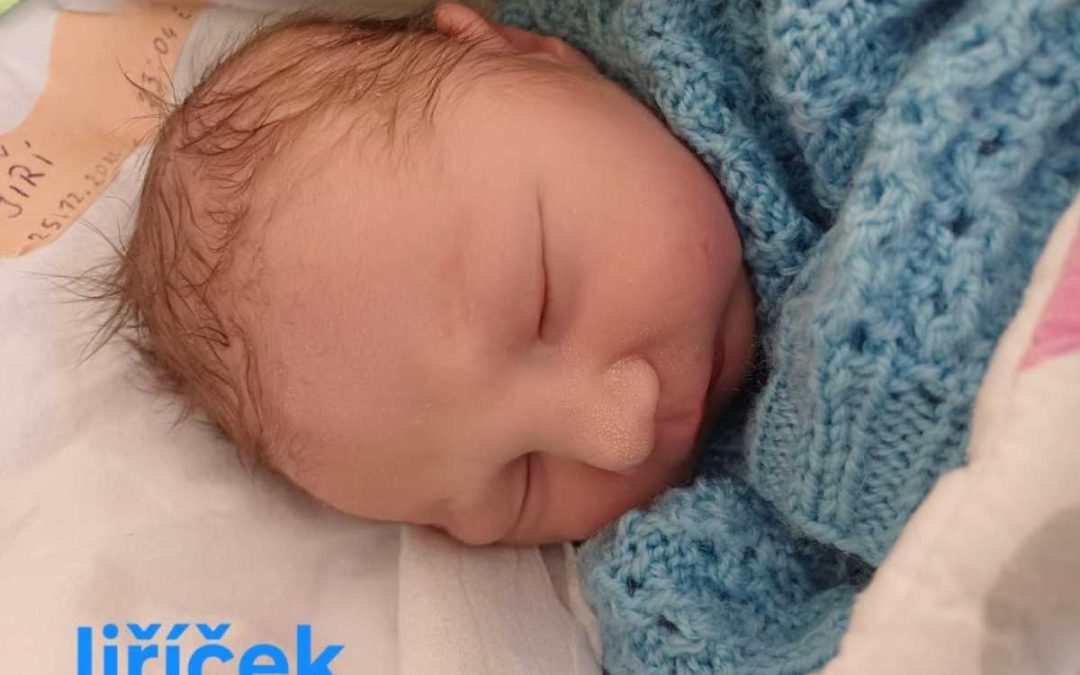 Vánoční překvapení před půlnocí: Jiříček přišel na svět ještě 25. prosince