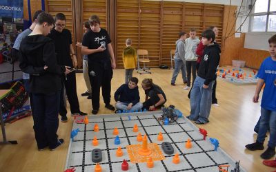 BruntalTech ovládl robotickou soutěž VEX IQ a míří na Mistrovství ČR