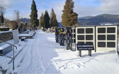 Vrbno pod Pradědem: Nové venkovní kolumbárium na vrbenském hřbitově je hotové