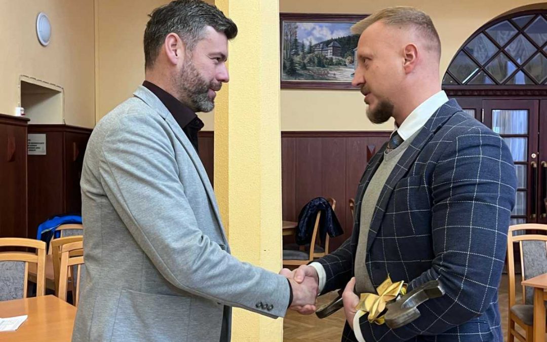 Předání ředitelských stráží: symbolický klíč od lázní převzal Martin Voženílek