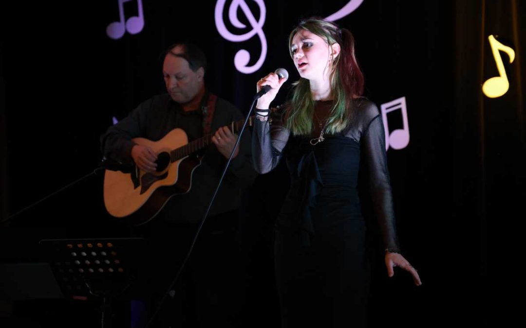 Krnov: Koncert vítězů uzavřel 5. ročník pěvecké soutěže Zpívej