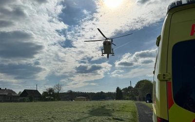 Vážný pád stropem v Holčovicích. Záchranáři zasahovali i u dalšího pádu z výšky