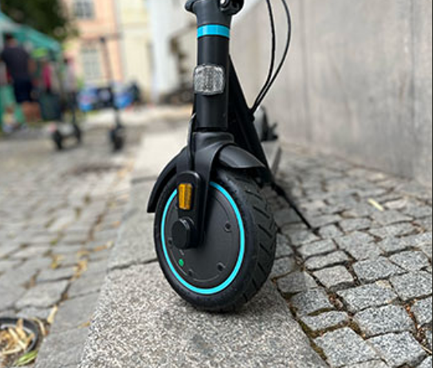 Elektrokola a elektrokoloběžky mění statistiky nehod: loni se podílely téměř na 40 % úmrtí cyklistů