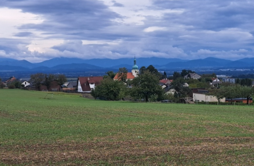 Malé obce dostanou od Moravskoslezského kraje peníze na cesty, chodníky, úpravu veřejného prostranství i poradenství