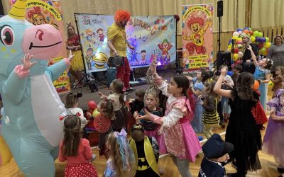 Karneval v Liptani přilákal děti i rodiče z širokého okolí