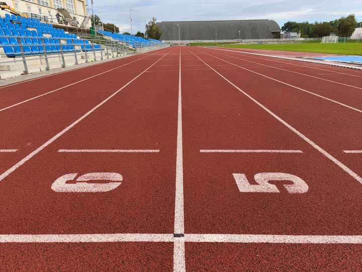  Stadion v Krnově: pravidelné tréninky atletů a omezení pro veřejnost