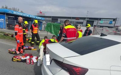 Smrtelná nehoda na Opavsku: záchranáři bojovali o život motorkářky