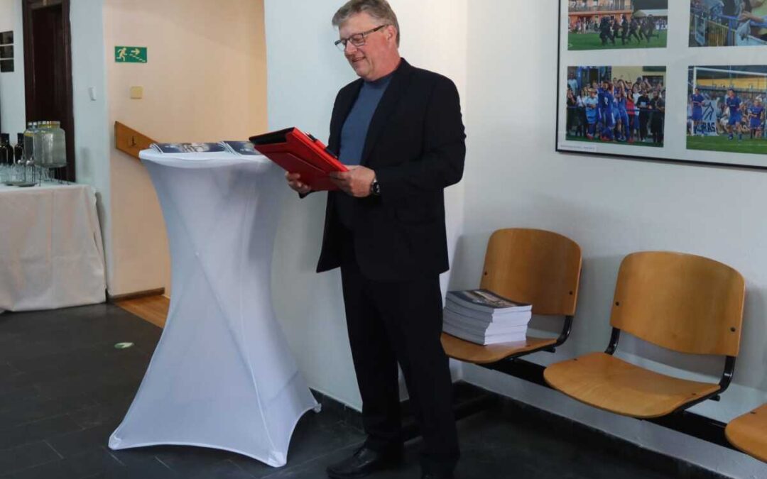 Rýmařov otevřel tři výstavy k 80 letům Jiskry a představil novou publikaci