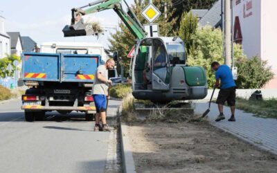 Krnov: Záhony v ulici Maxima Gorkého procházejí obnovou