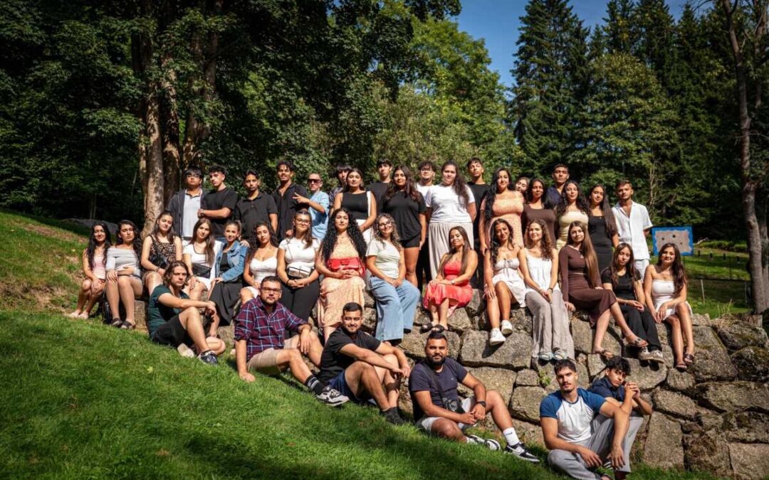 Jeseníky hostí BARUVAS: prestižní setkání romských studentů startuje