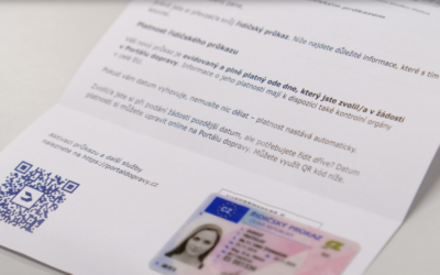 Do konce roku skončí platnost stovkám tisíc řidičáků. Papírování patří minulosti