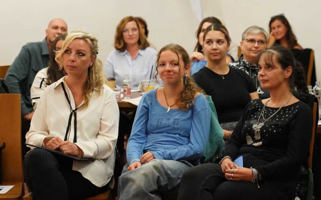 Bruntálská knihovna ožila Nocí literatury. Čtení zavedlo posluchače po celé Evropě