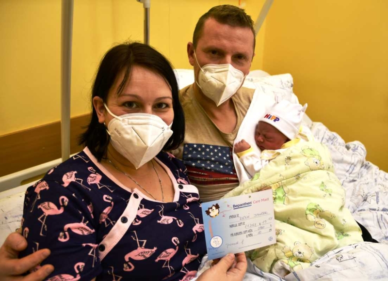 Foto: První dítě okresu Bruntál roku 2021 3, 4 – René Janček se narodil 1. ledna 2021 v Krnově. Po narození měřil 50 centimetrů a vážil 3720 gramů. Foto Jiří Krušina